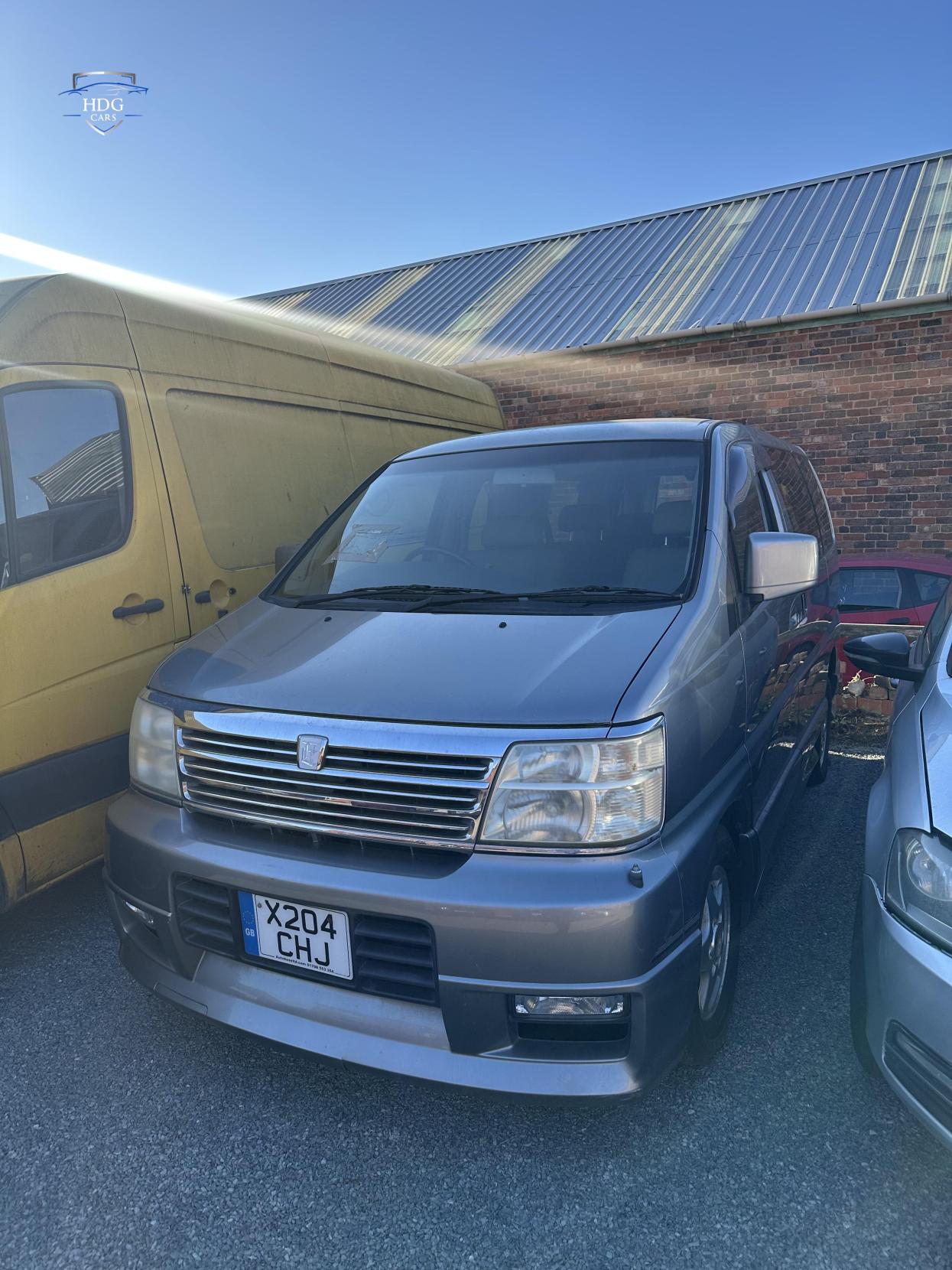2000 NISSAN ELGRAND L