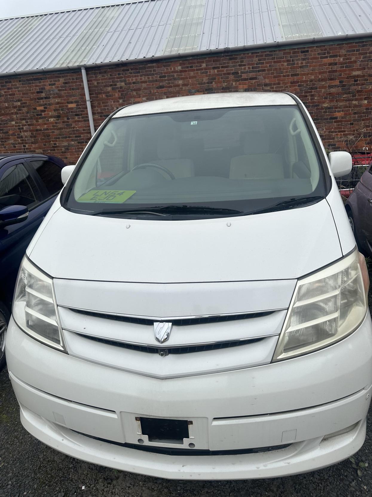 2004 Toyota ALPHARD L