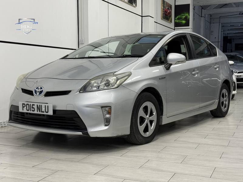 2015 Toyota PRIUS S in silver, HDG Cars Rowley Regis