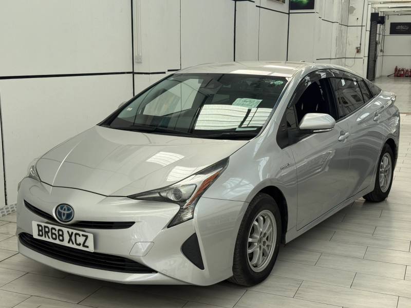 2019 Toyota PRIUS in silver, HDG Cars Rowley Regis
