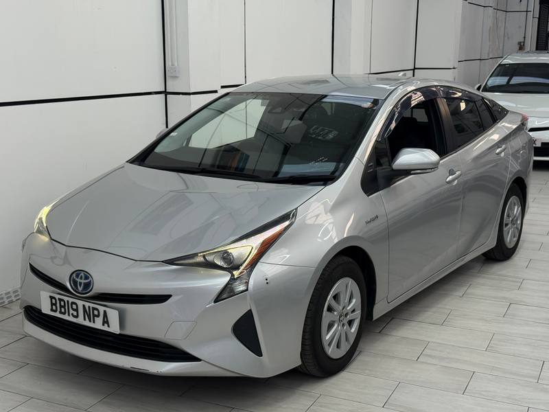 2019 Toyota PRIUS E in silver, HDG Cars Rowley Regis