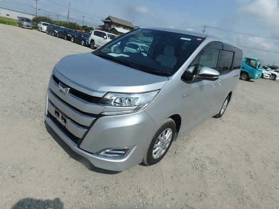 2019 Toyota Noah Hybrid X